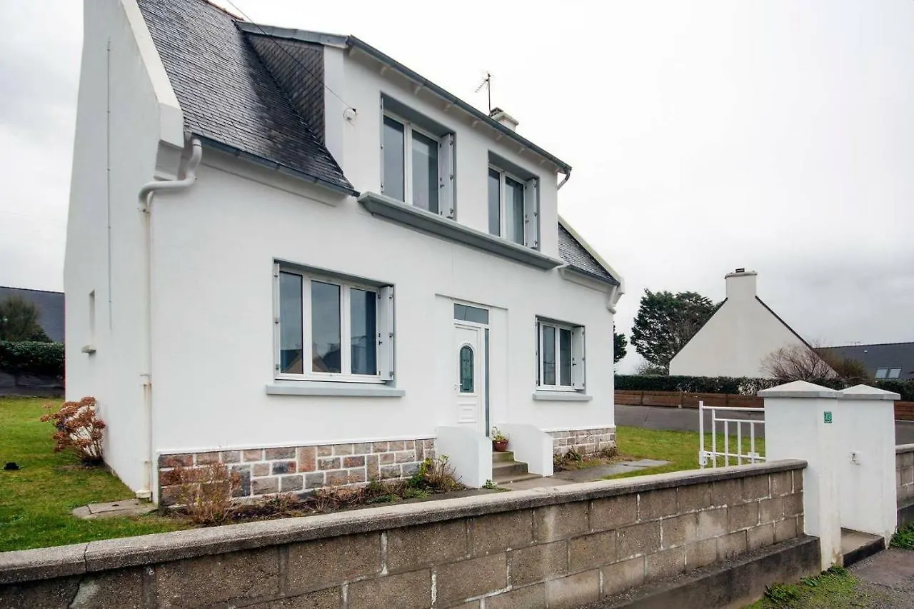 Plouarzel Home